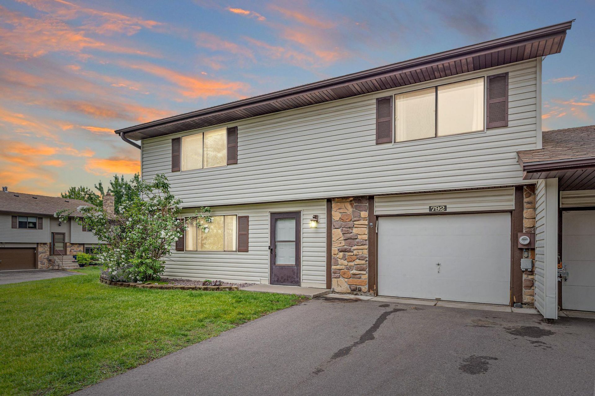 792 Tanglewood Drive , Shoreview, MN 55126
