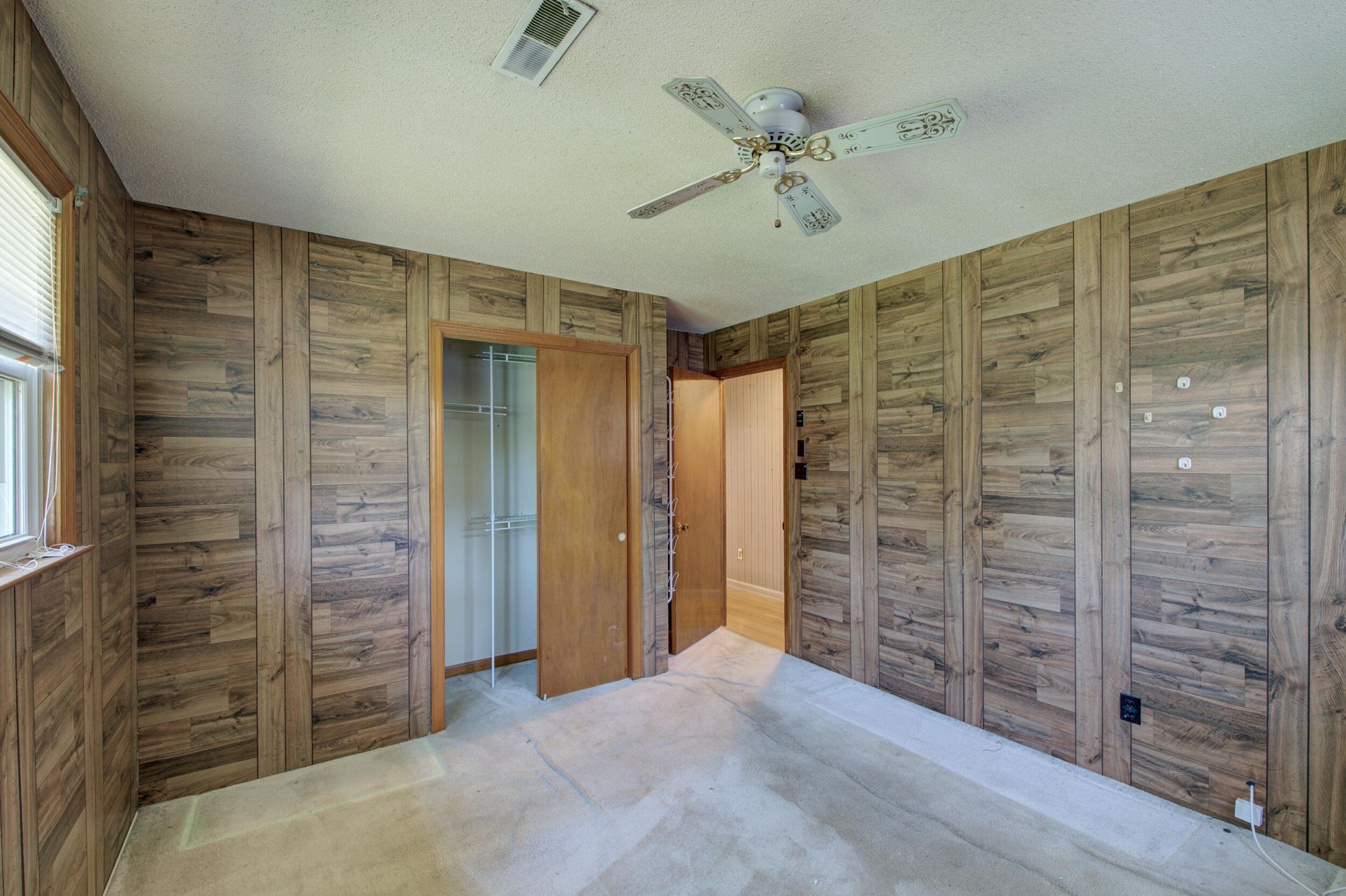 5310 Eileen Street Photo 15
