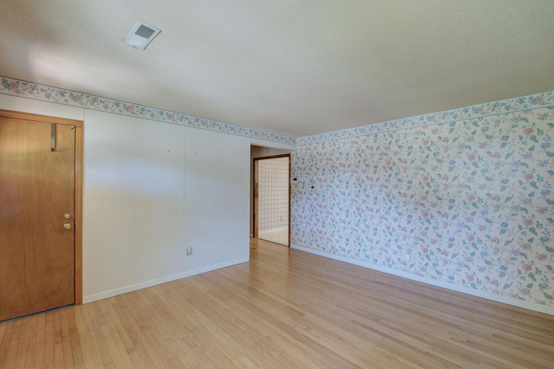 5310 Eileen Street Photo 28