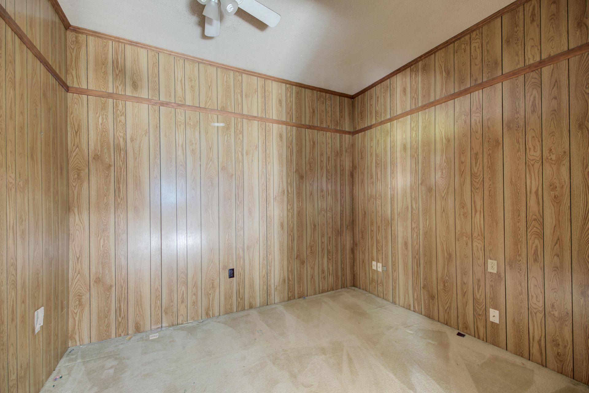 5310 Eileen Street Photo 37