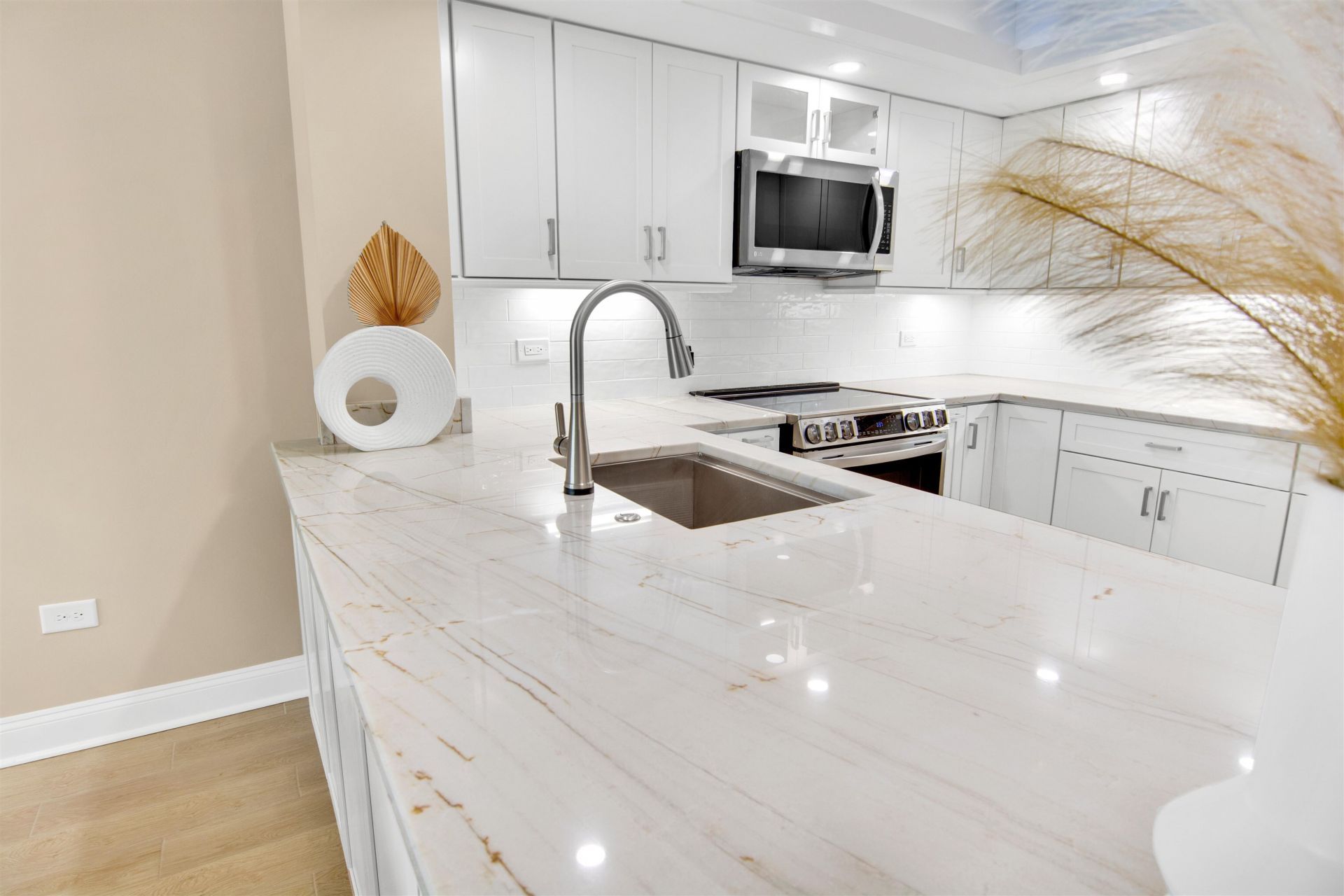 101 Ocean Creek Blvd. Photo 19