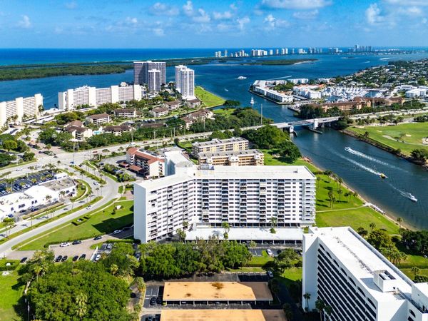 336 Golfview Road, Unit Ph 12, North Palm Beach, FL 33408