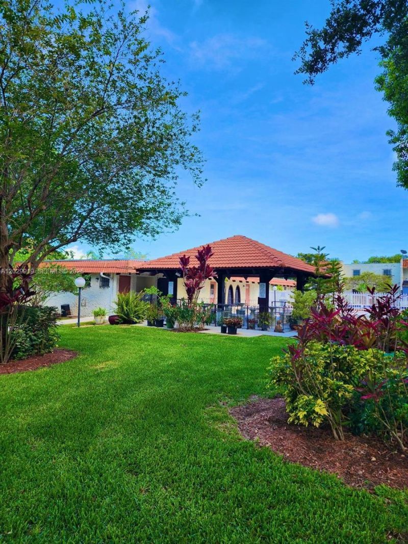8701 SW 141st St , Unit H6, Palmetto Bay, FL 33176 Photo