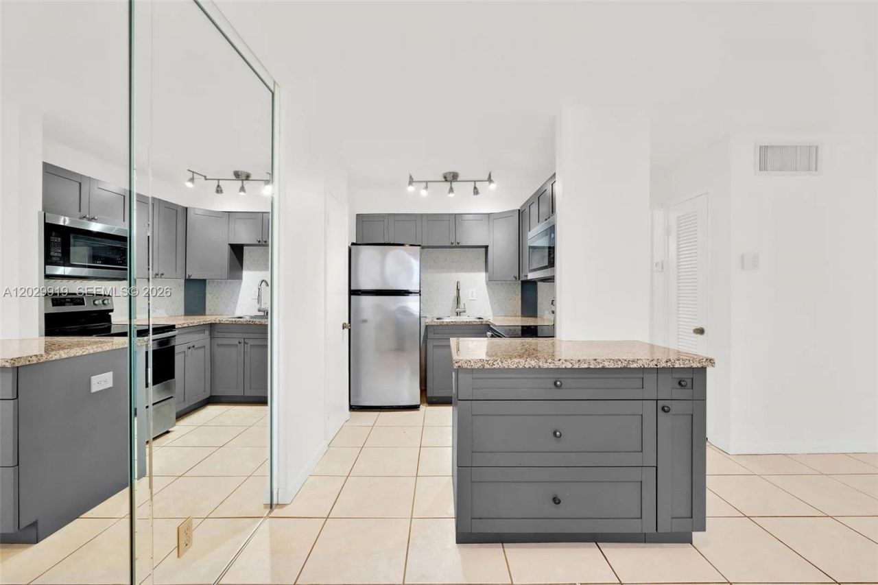 8701 SW 141st St , Unit H6, Palmetto Bay, FL 33176 Photo