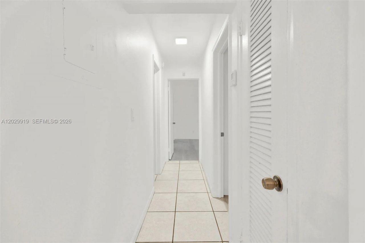 8701 SW 141st St , Unit H6, Palmetto Bay, FL 33176 Photo