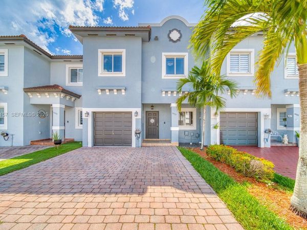 4453 SW 163rd Pl , Miami, FL 33185