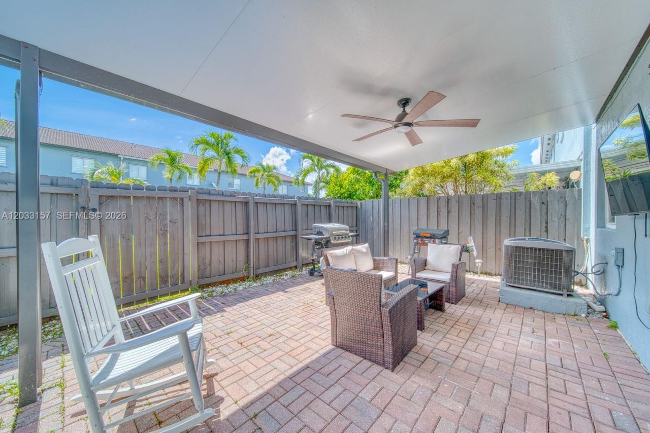 4453 SW 163rd Pl , Miami, FL 33185 Photo