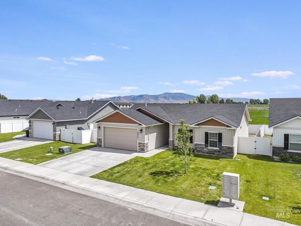 1017 Magnolia St., Burley, ID 83318