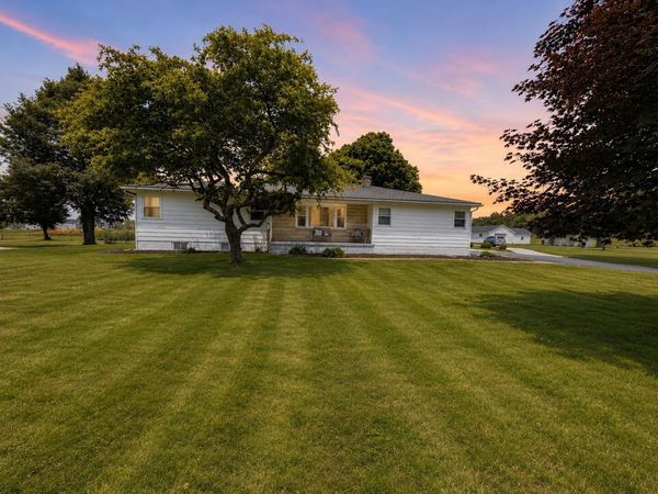 17863 Coshocton Road, Mount Vernon, OH 43050