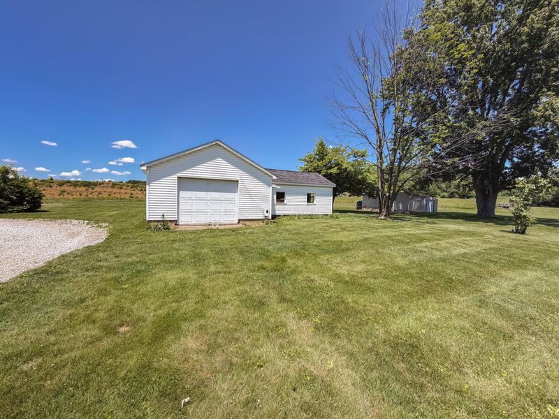 17863 Coshocton Road, Mount Vernon, OH 43050 Photo 26