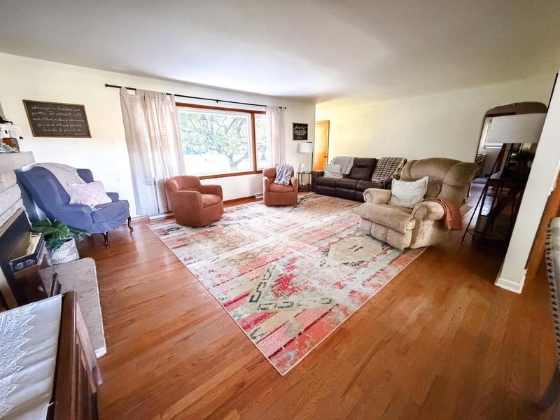 17863 Coshocton Road, Mount Vernon, OH 43050 Photo 5