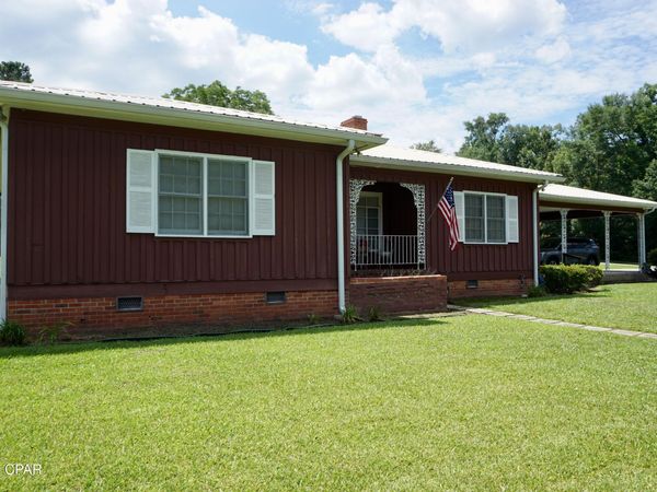 1114 Sherwood Lane , Chattahoochee, FL 32324