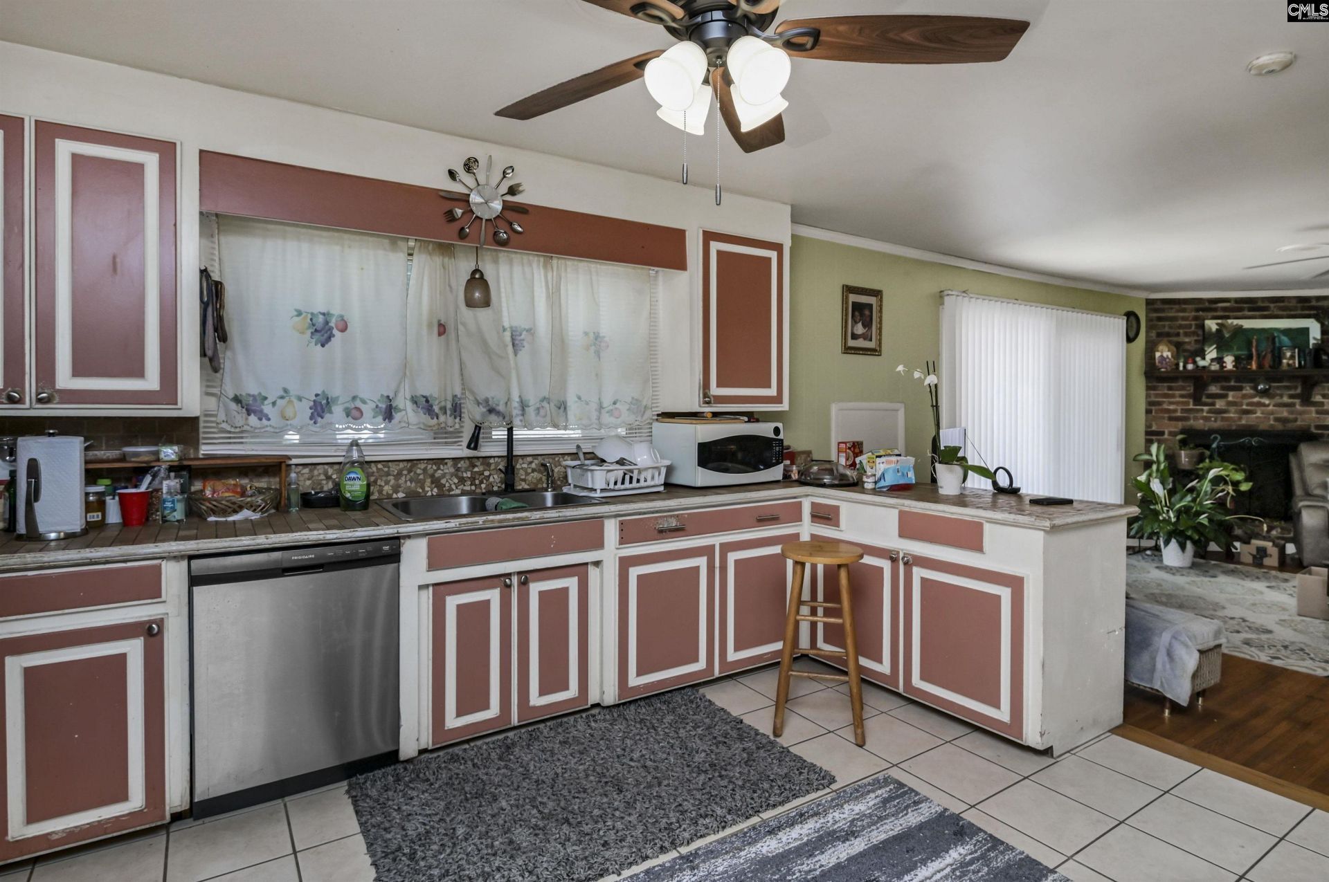 616 Amberly Road Photo 23