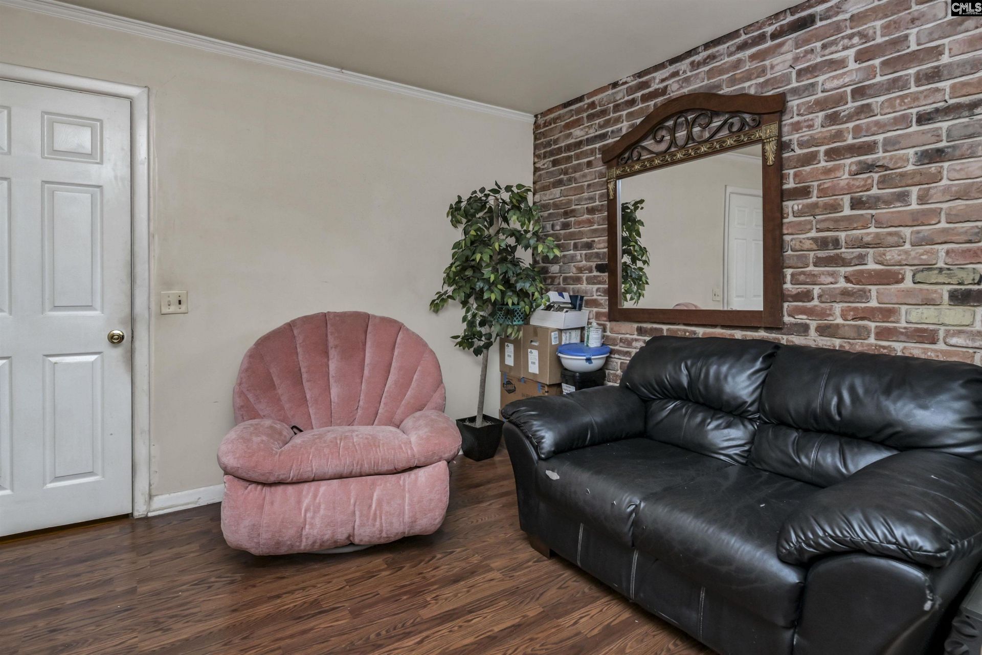 616 Amberly Road Photo 25