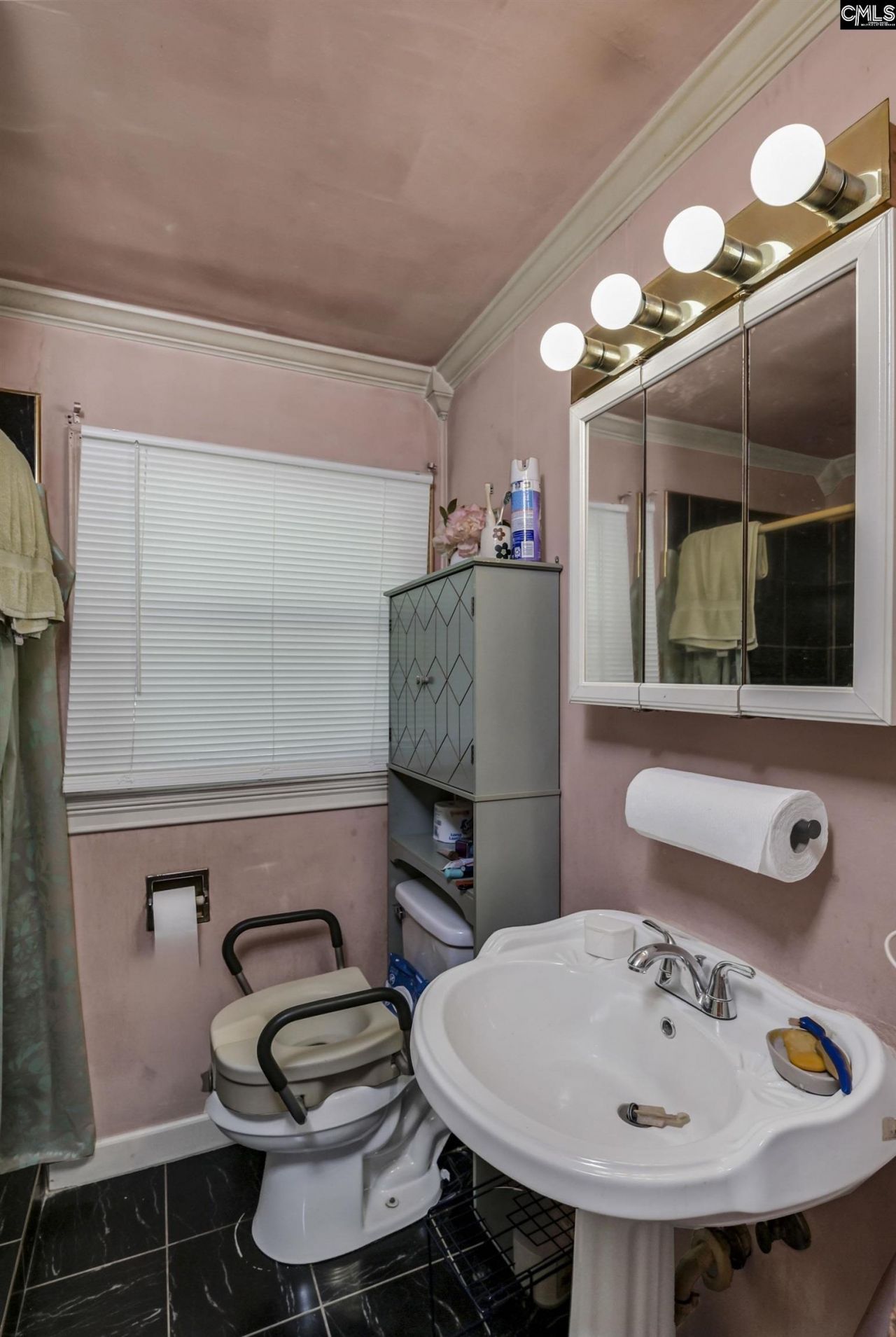 616 Amberly Road Photo 28