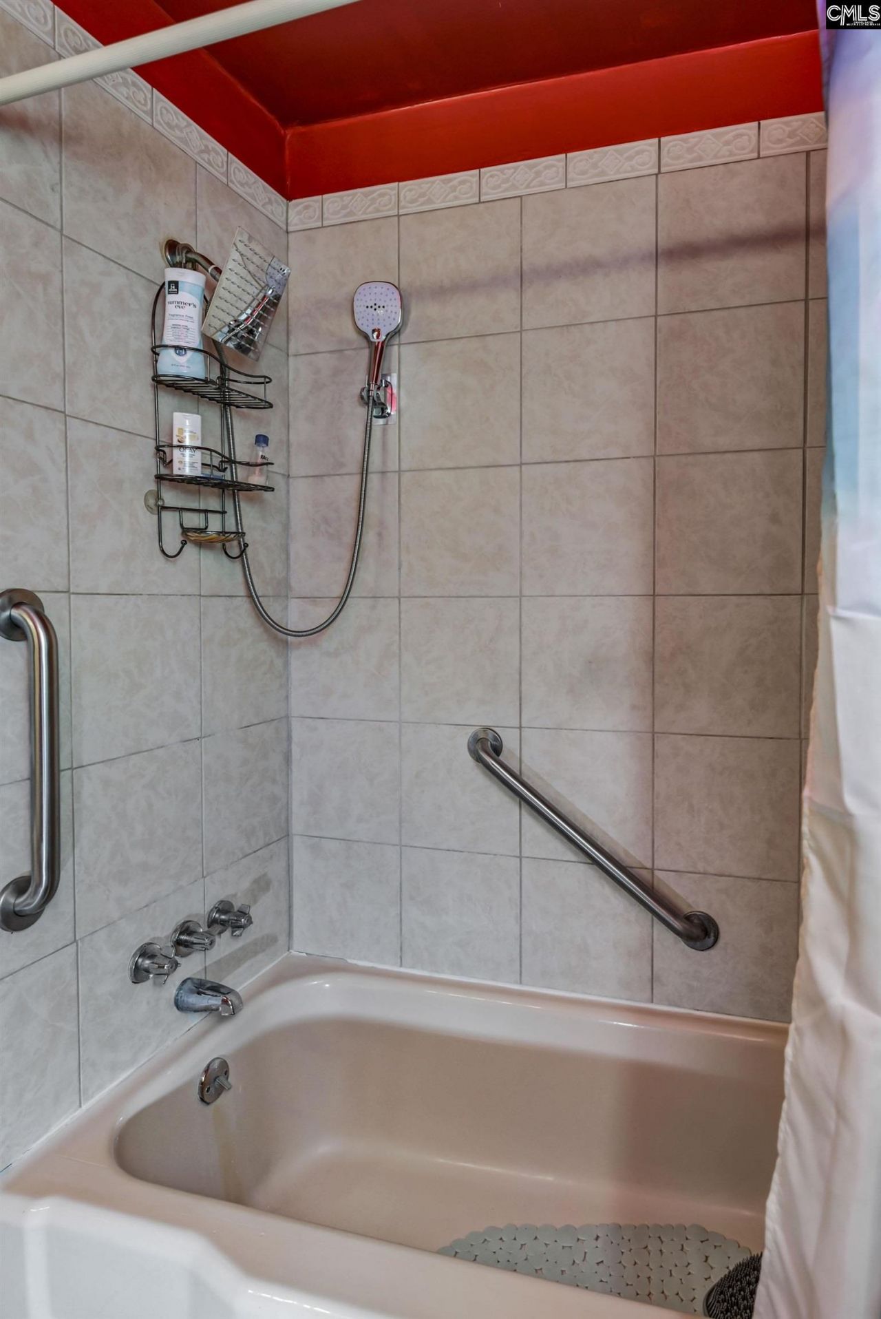 616 Amberly Road Photo 36