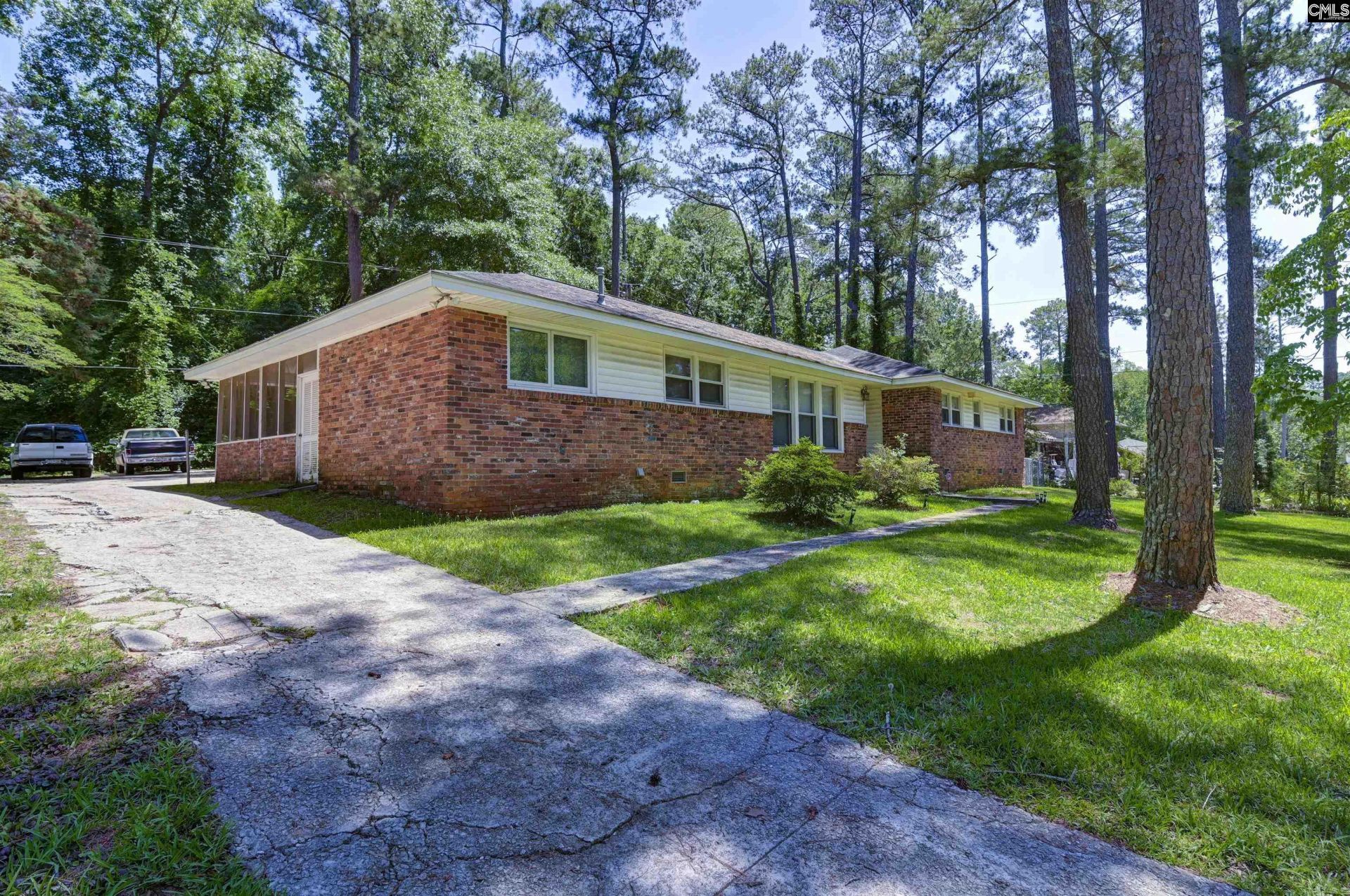 616 Amberly Road Photo 4