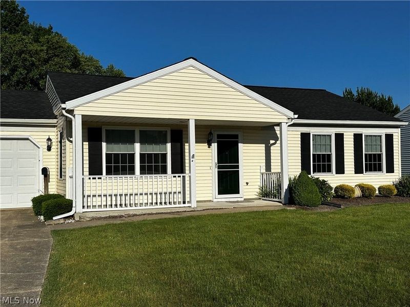 6831 Farmingdale Lane, Mentor, OH 44060 Photo 2