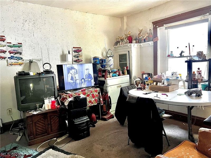 10413 Yale Avenue, Cleveland, OH 44108 Photo 21