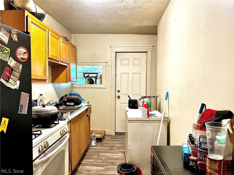 10413 Yale Avenue, Cleveland, OH 44108 Photo 3