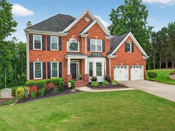 933 Hawk Creek Trail, Lawrenceville, GA 30043