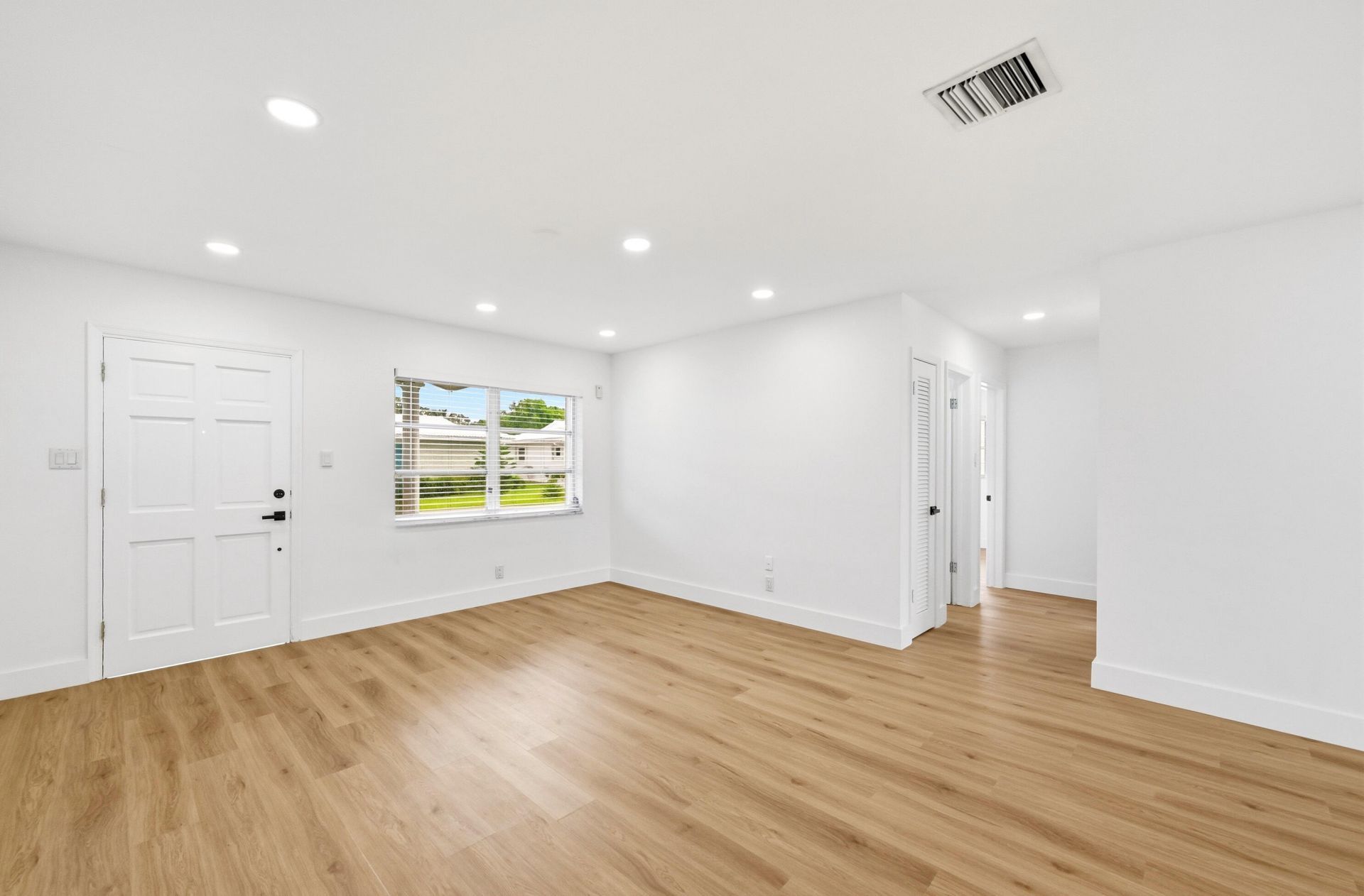 8410 NW 59th Place, Tamarac, FL 33321 Photo
