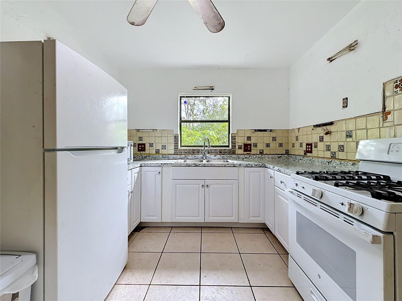 6330 Emerson Avenue S, Saint Petersburg, FL 33707 Photo