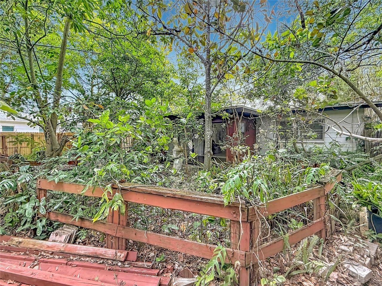 6330 Emerson Avenue S, Saint Petersburg, FL 33707 Photo