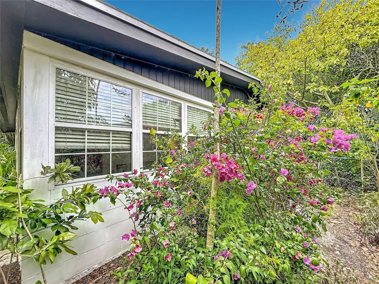 6330 Emerson Avenue S, Saint Petersburg, FL 33707 Photo