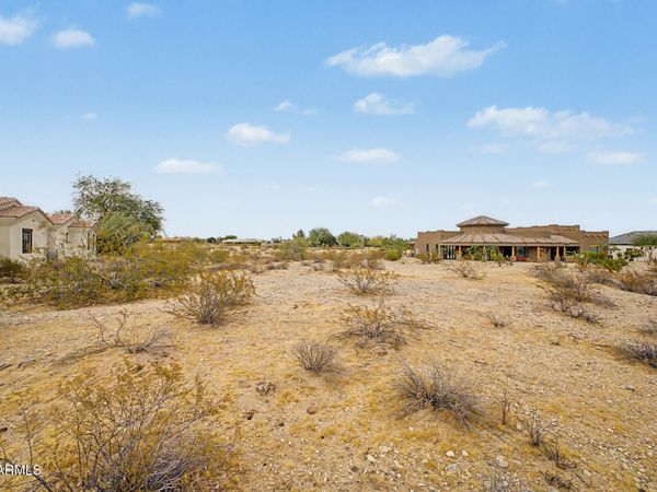 19217 W SELDON Lane, Unit 109, Waddell, AZ 85355