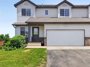 1023 Petra Court SW, Pine Island, MN 55963