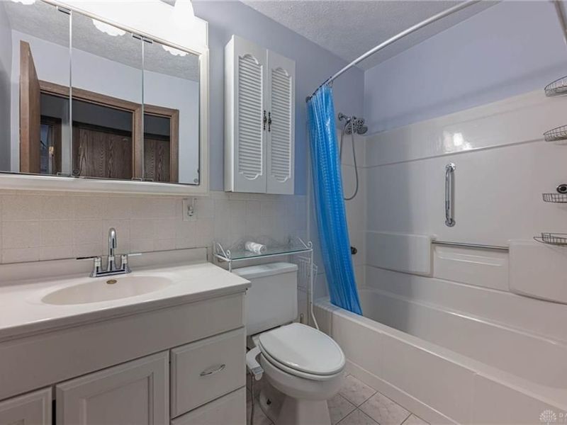 1689 Sioux Drive, Xenia, OH 45385 Photo 10