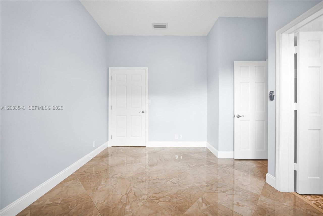 1067 SW 92nd Ave , Unit 1067, Plantation, FL 33324 Photo