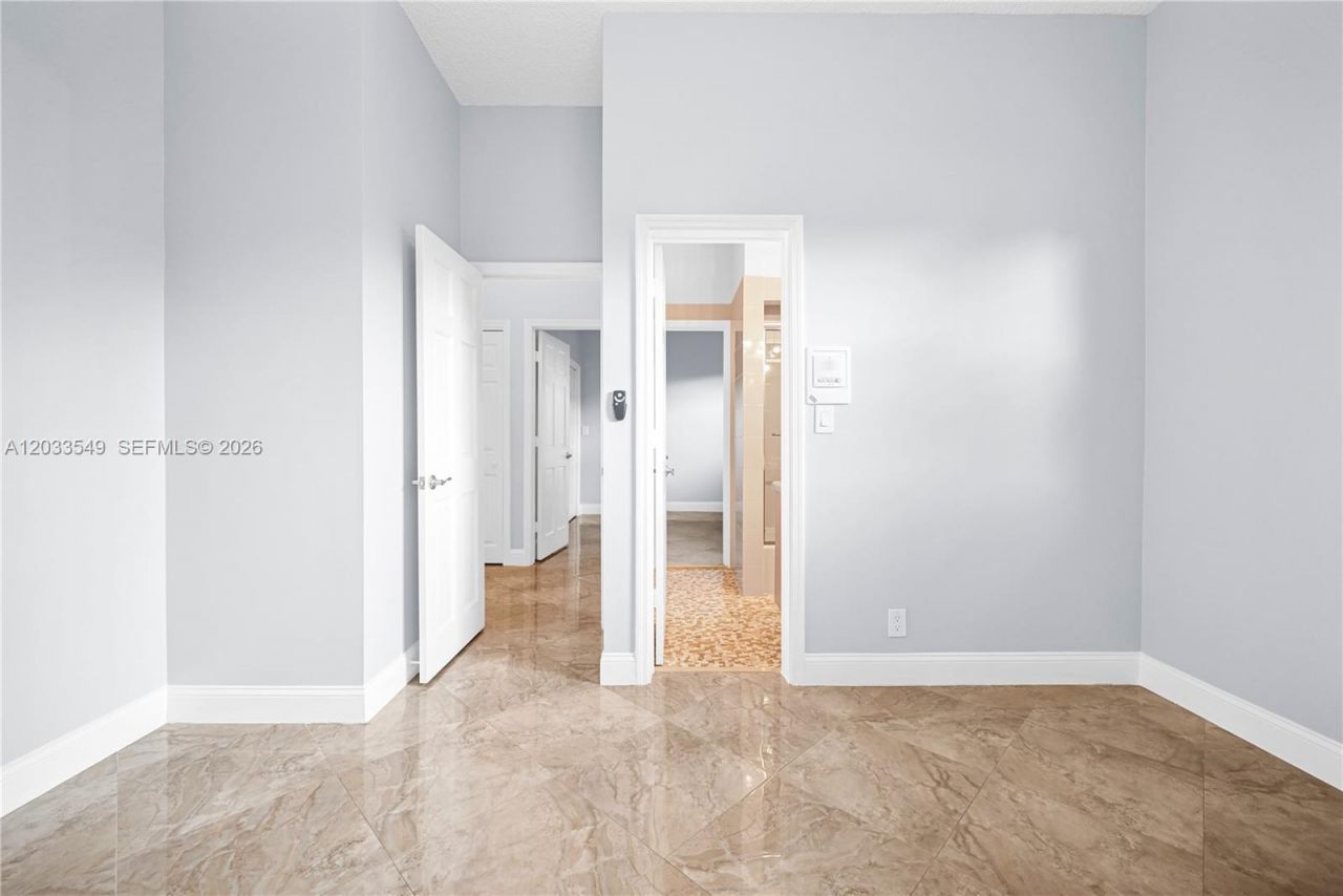 1067 SW 92nd Ave , Unit 1067, Plantation, FL 33324 Photo