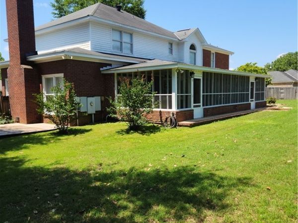 814 Amberwood Drive, Tuscaloosa, AL 35405