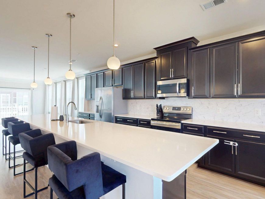 3728 Richmond Run, Unit 192, Upper Marlboro, MD 20772 Main Photo