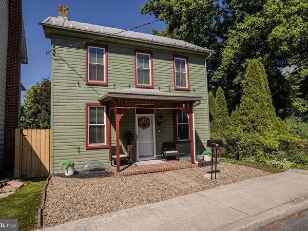 118 N PRINCE STREET, SHIPPENSBURG, PA 17257
