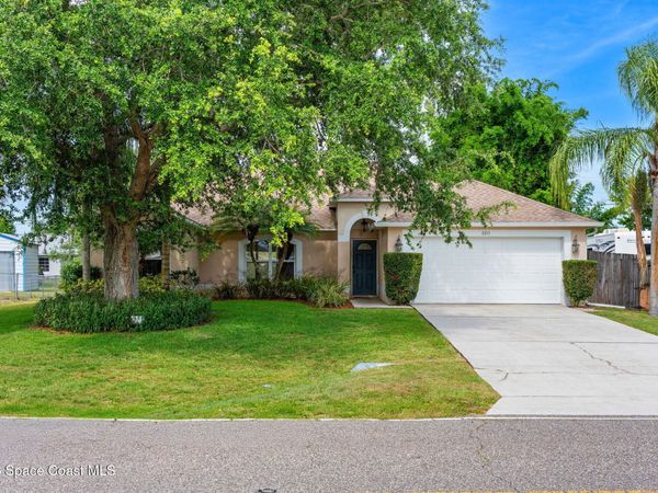 2215 Fallon Boulevard NE, Palm Bay, FL 32907
