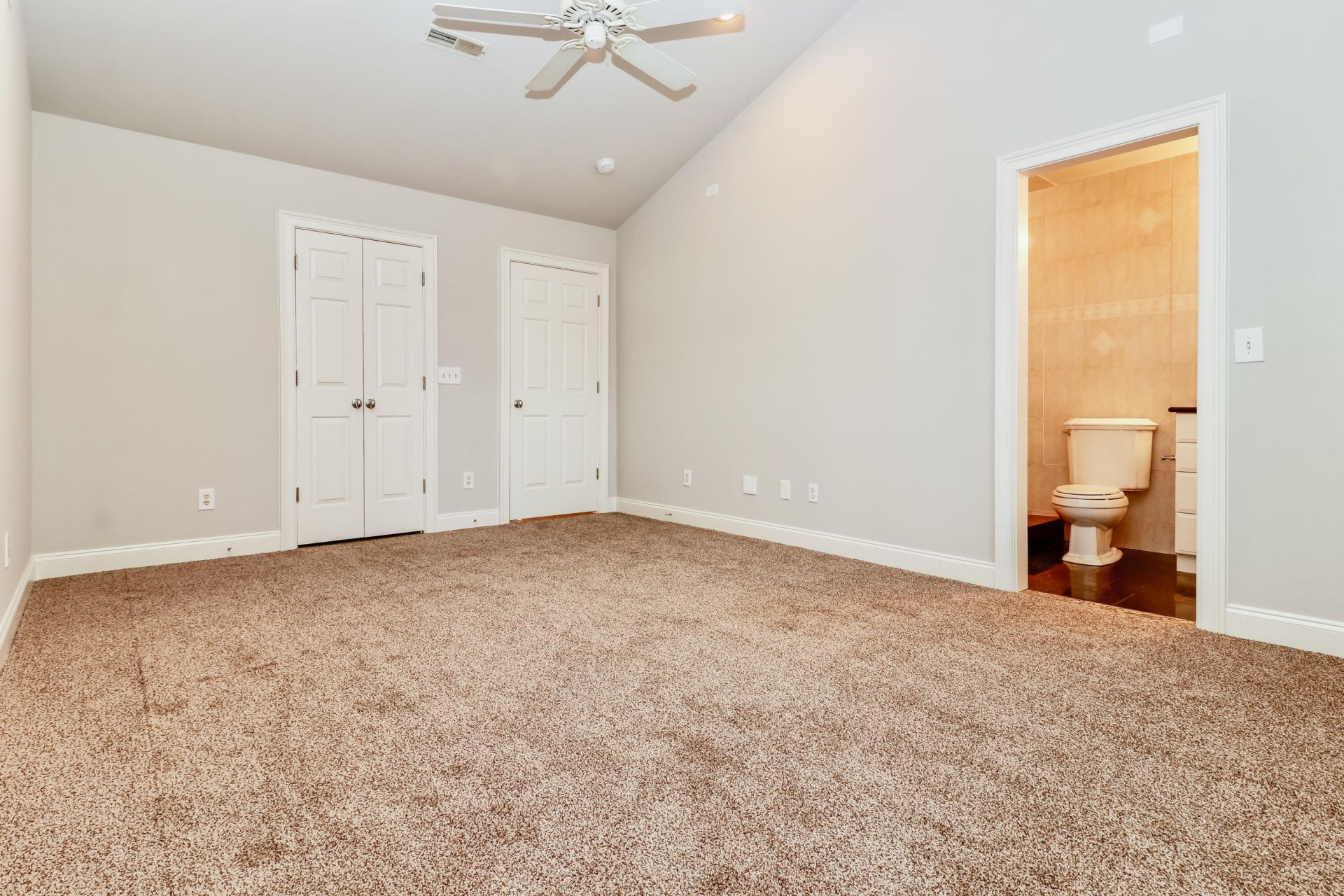 1351 Winterberry Avenue Photo 12