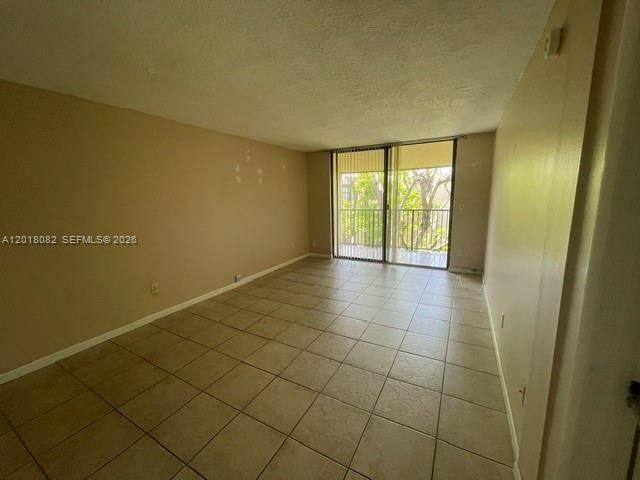 14601 N Kendall Dr , Unit 407K, Miami, FL 33186 Photo