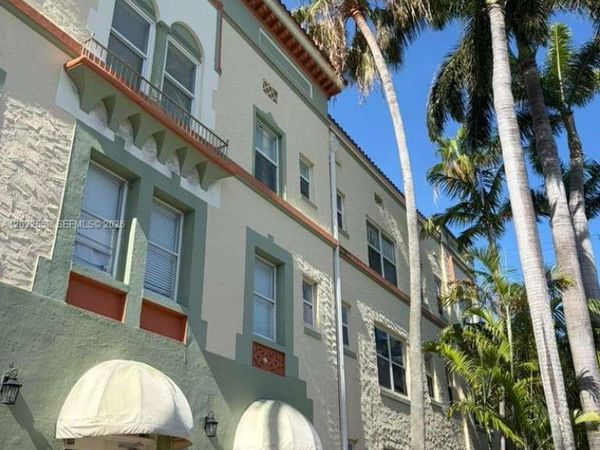 900 16th St , Unit 301, Miami Beach, FL 33139