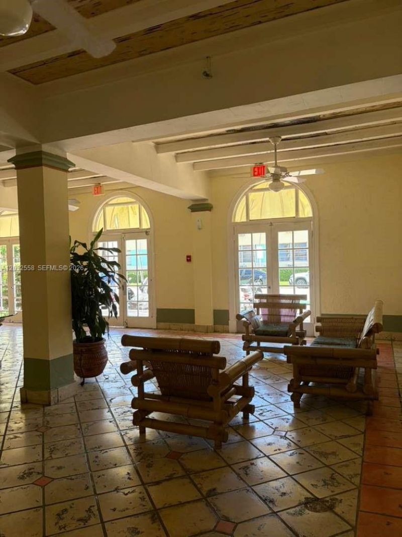 900 16th St , Unit 301, Miami Beach, FL 33139 Photo