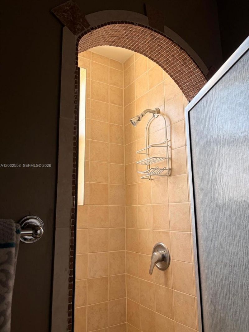 900 16th St , Unit 301, Miami Beach, FL 33139 Photo