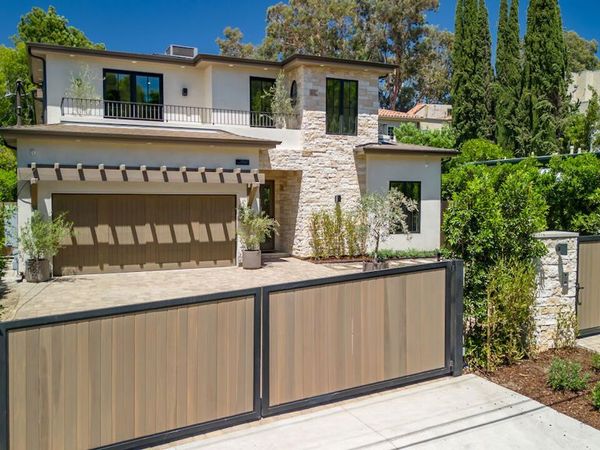 12527 Huston Street, Valley Village, CA 91607