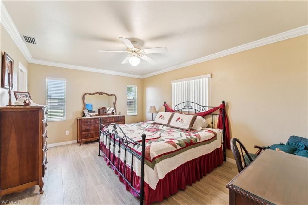 914 SW 3rd Ave, Cape Coral, FL 33991 Photo