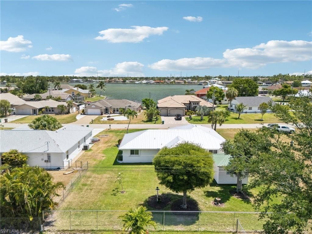 914 SW 3rd Ave, Cape Coral, FL 33991 Photo