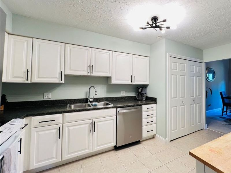 7047 Bristlewood Drive, Concord Township, OH 44077 Photo 26