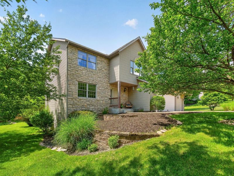 726 Alpine Circle, Heath, OH 43056 Photo 6