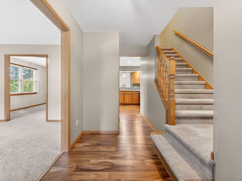 726 Alpine Circle, Heath, OH 43056 Photo 8
