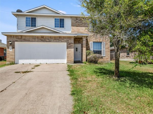 303 Banner Ave , Leander, TX 78641